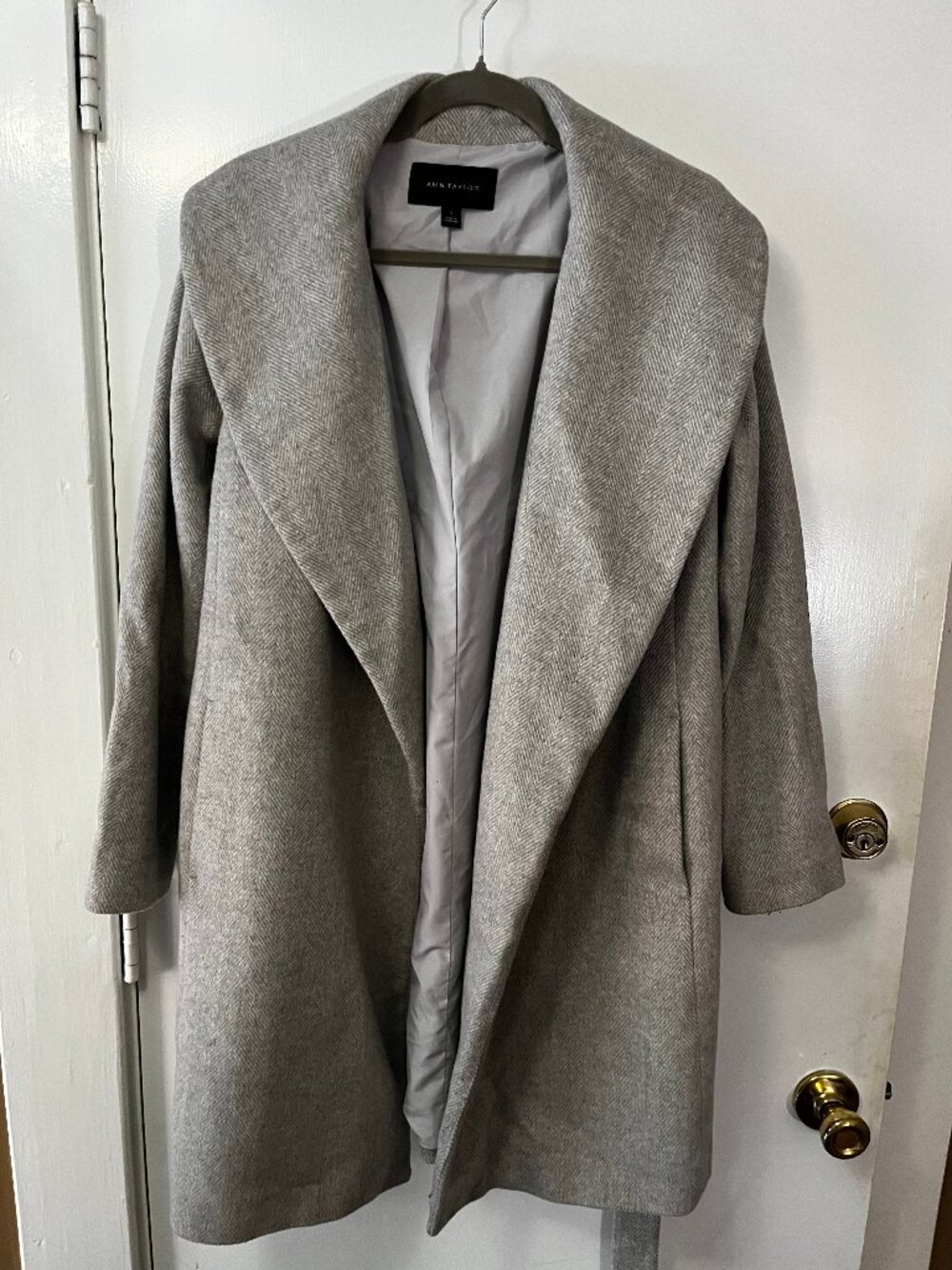 Ann Taylor Grey Herringbone Shawl Collar Wrap Coat Size Small